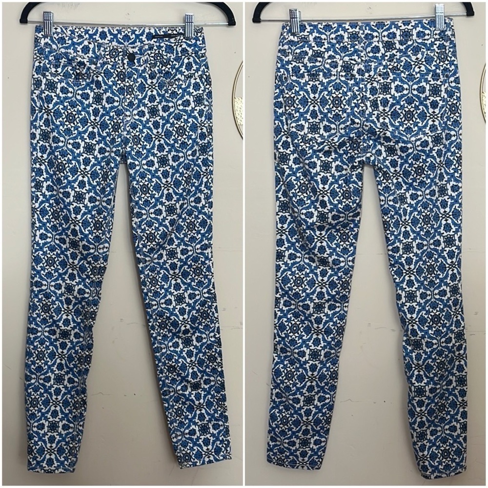 Zara Floral Printed Skinny Pants